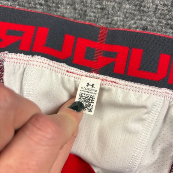 UNDER ARMOUR Mens Utility Sliding Shorts Compression Baseball Shorts size: XL - Picture 7 of 8
